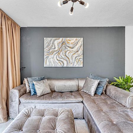 Cozy, Modern And Centric Apartment With Pool And Gym سان سلفادور المظهر الخارجي الصورة